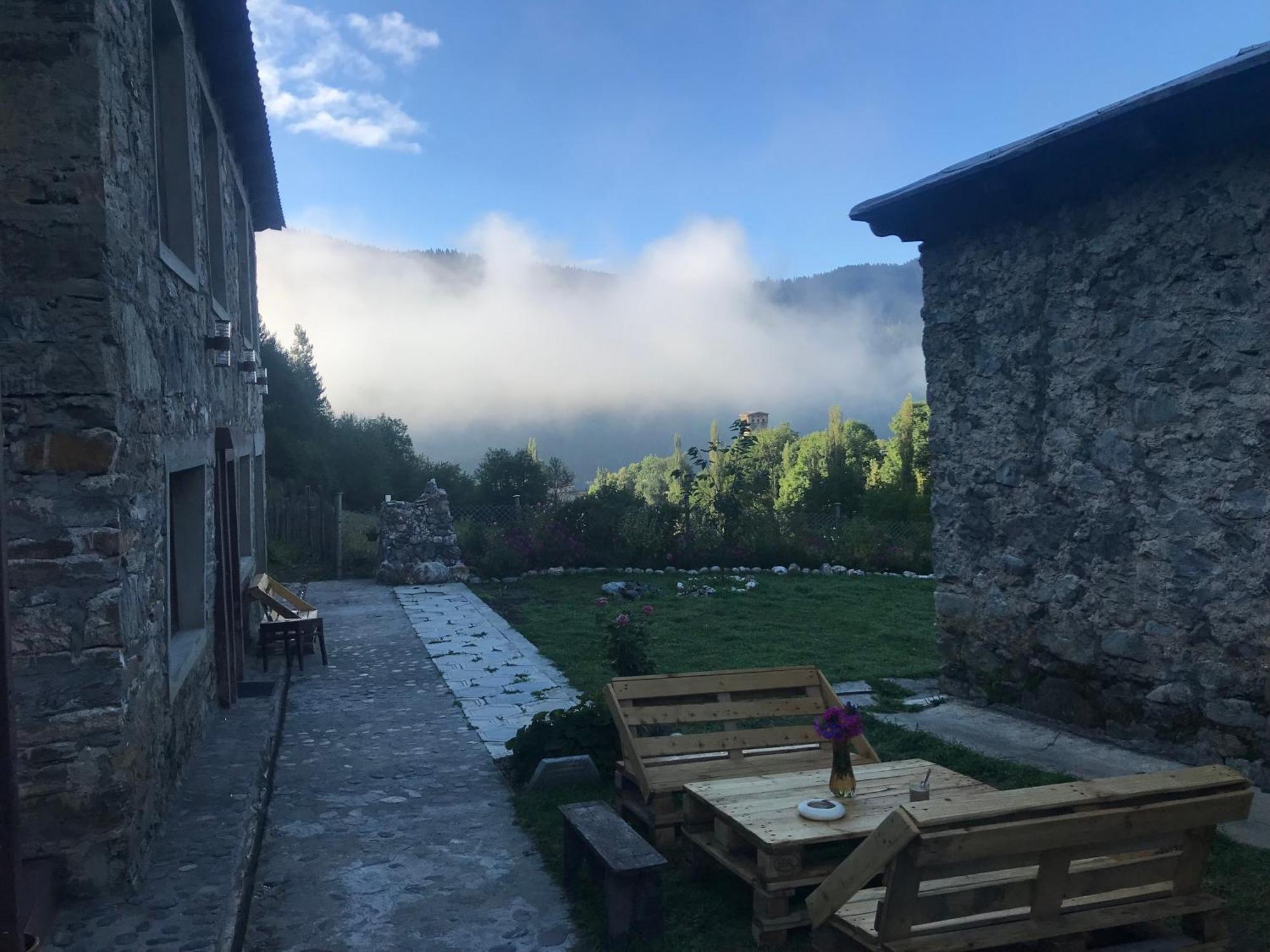 River Side Svaneti メスティア エクステリア 写真
